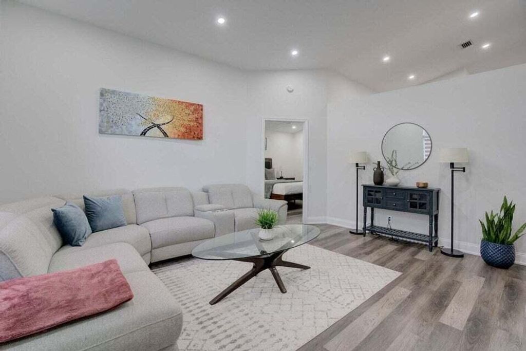 Photo of 6178 Garrett Street, Jupiter, FL 33458 (MLS # R11154540)