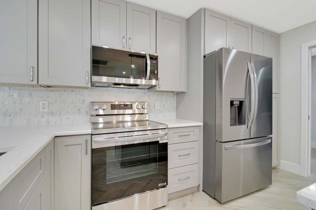 Photo of 103 Meadows Drive, Boynton Beach, FL 33436 (MLS # R11005160)
