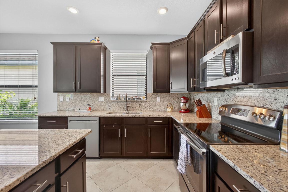 GULFSTREAM PRESERVE - Residential