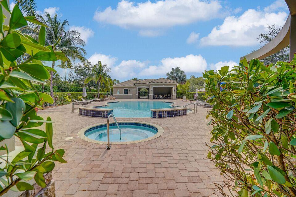 GULFSTREAM PRESERVE - Residential