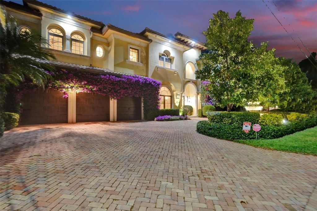 Photo of 3221 NE 57th Court, Fort Lauderdale, FL 33308 (MLS # F10490362)