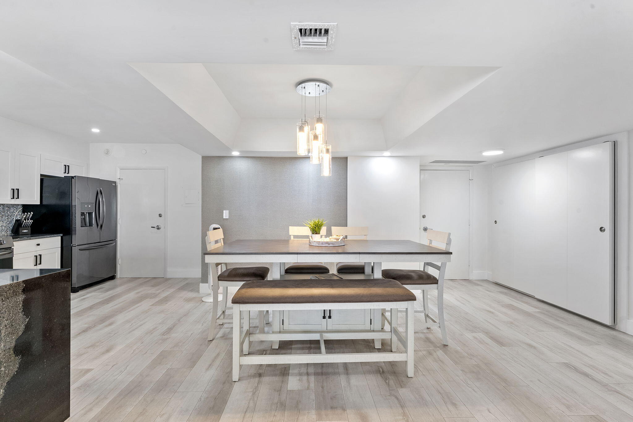 REGENCY TOWER SOUTH CONDO - Residential Lease