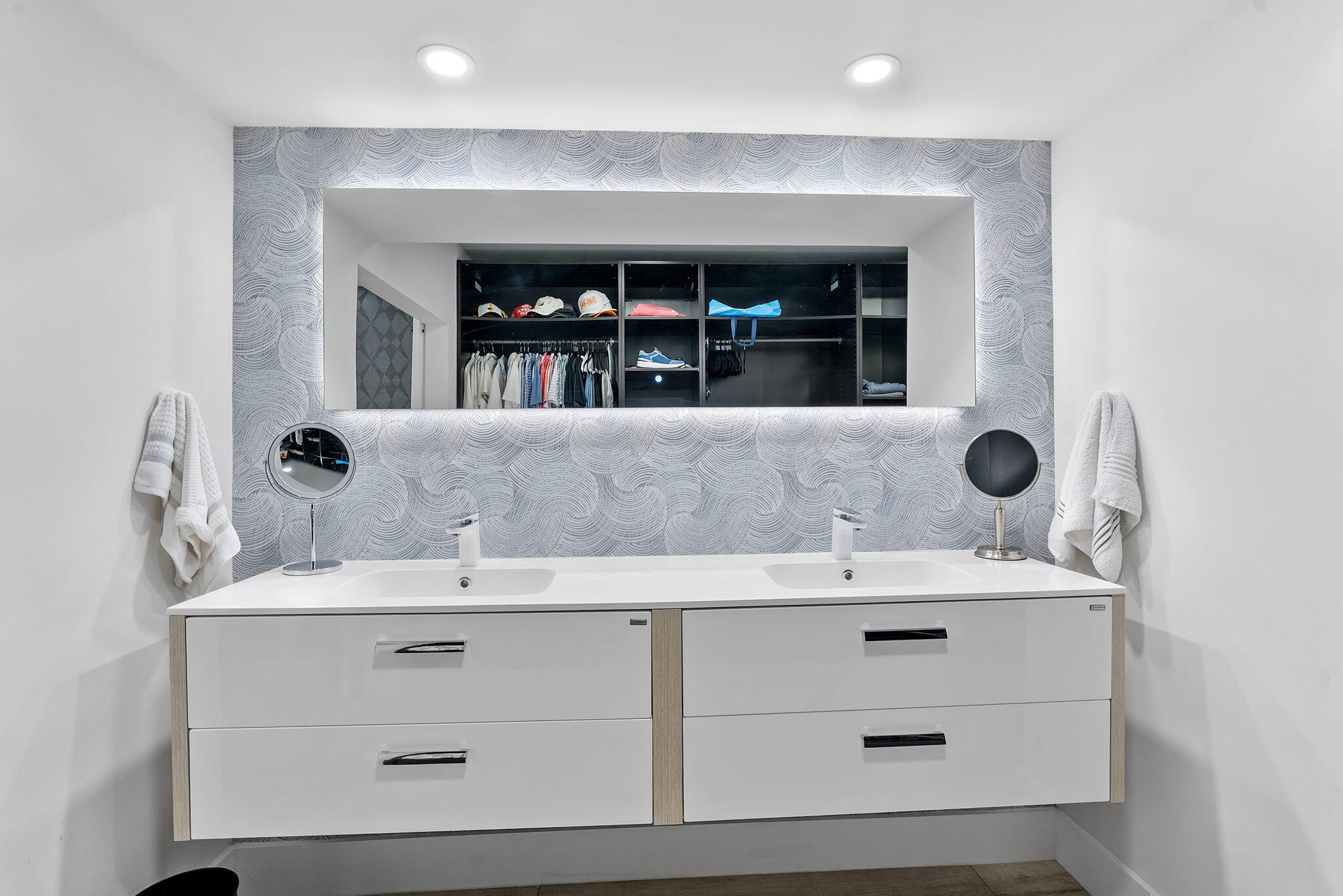 REGENCY TOWER SOUTH CONDO - Residential Lease