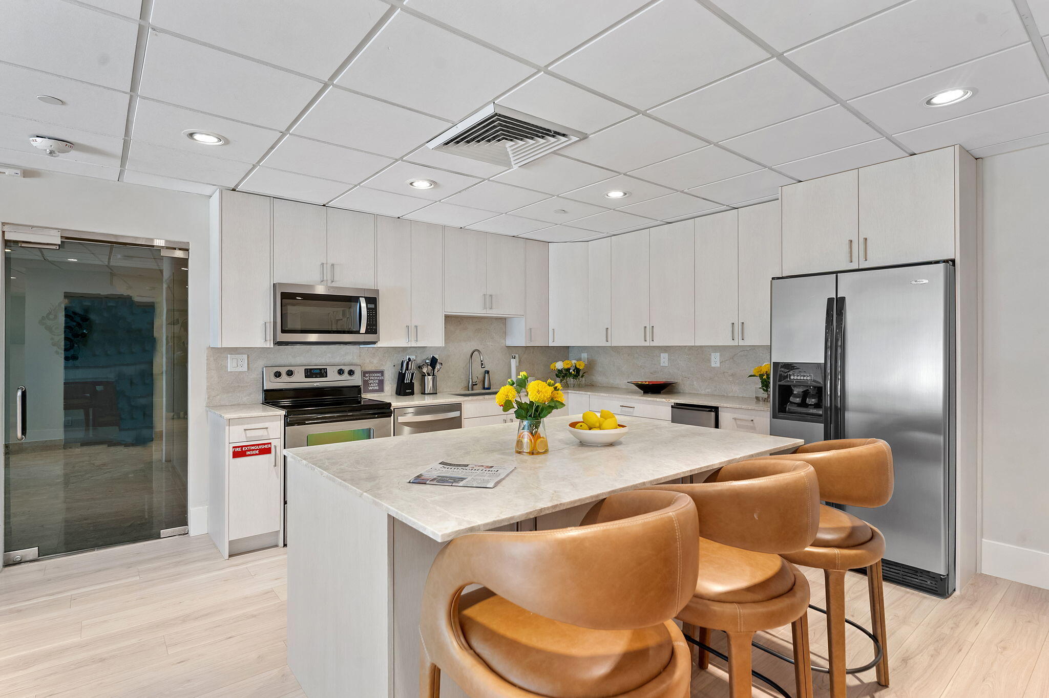REGENCY TOWER SOUTH CONDO - Residential Lease