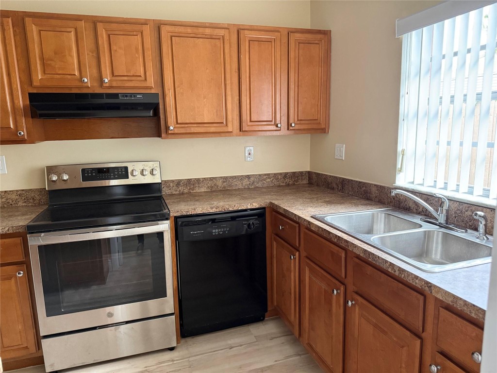 Oakland Park Second Add 1 - Residential Lease