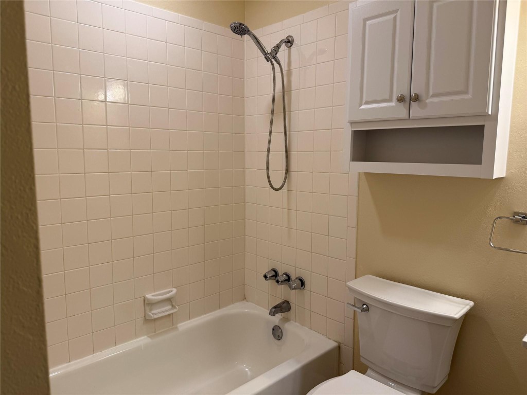 Oakland Park Second Add 1 - Residential Lease