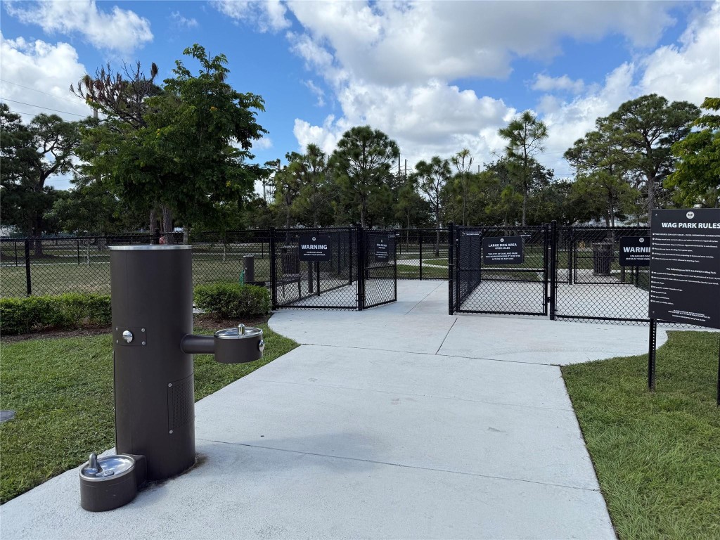 Oakland Park Second Add 1 - Residential Lease