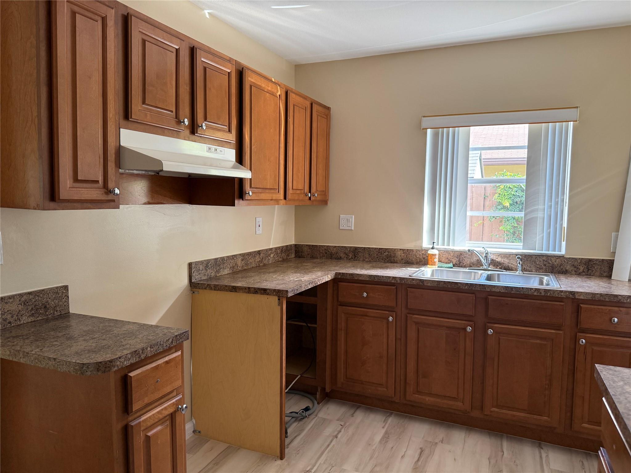 Oakland Park Second Add 1 - Residential Lease