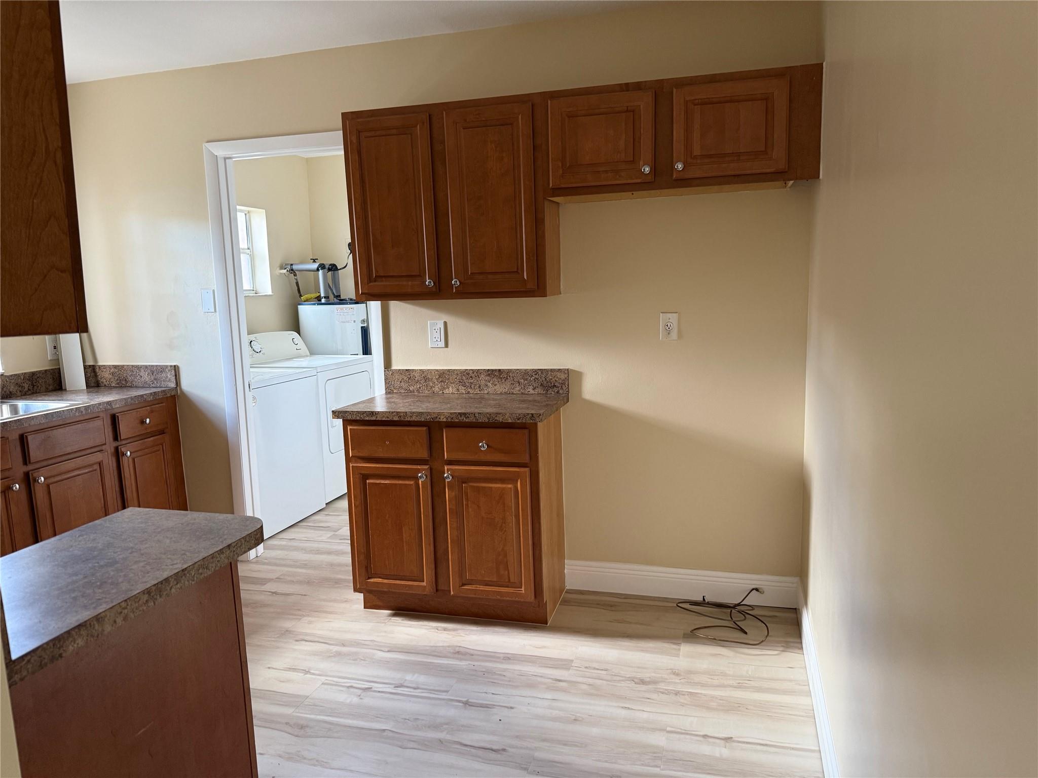 Oakland Park Second Add 1 - Residential Lease