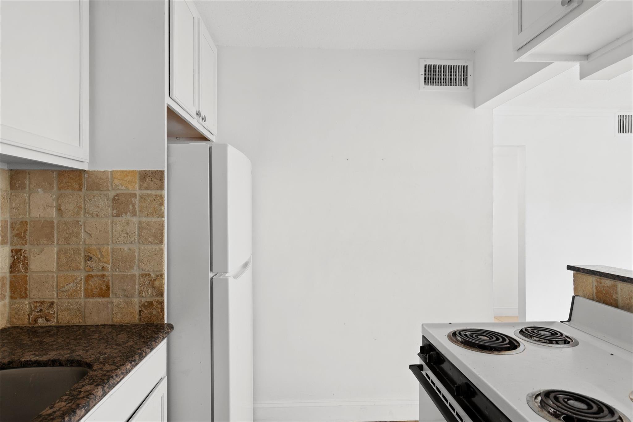 PINEAPPLE GROVE - Residential