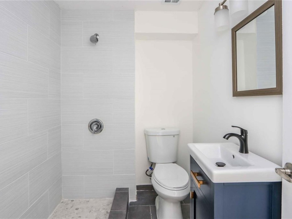 LAUDERDALE LAKES WEST GAT - Residential