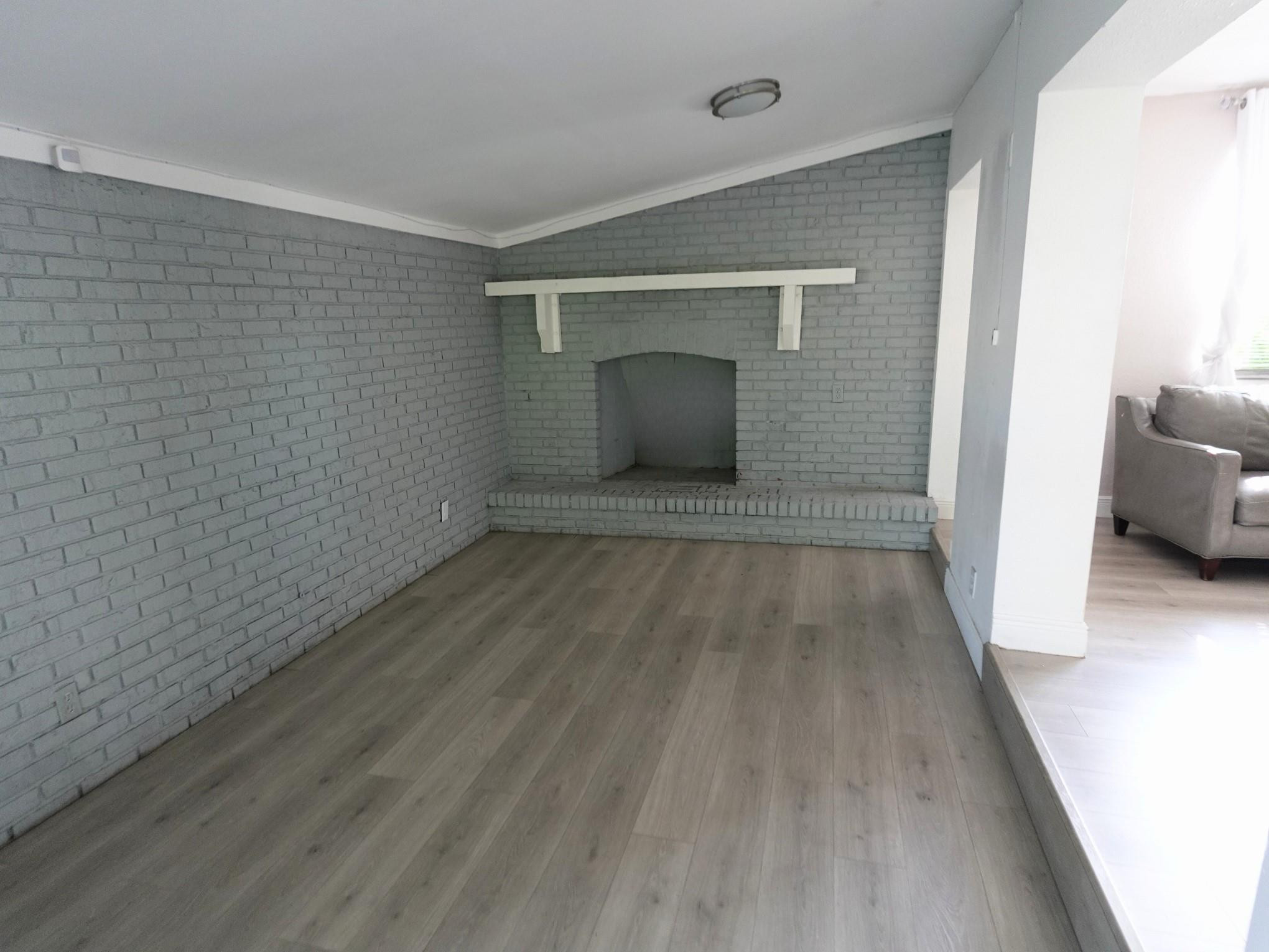 LAUDERDALE LAKES WEST GAT - Residential