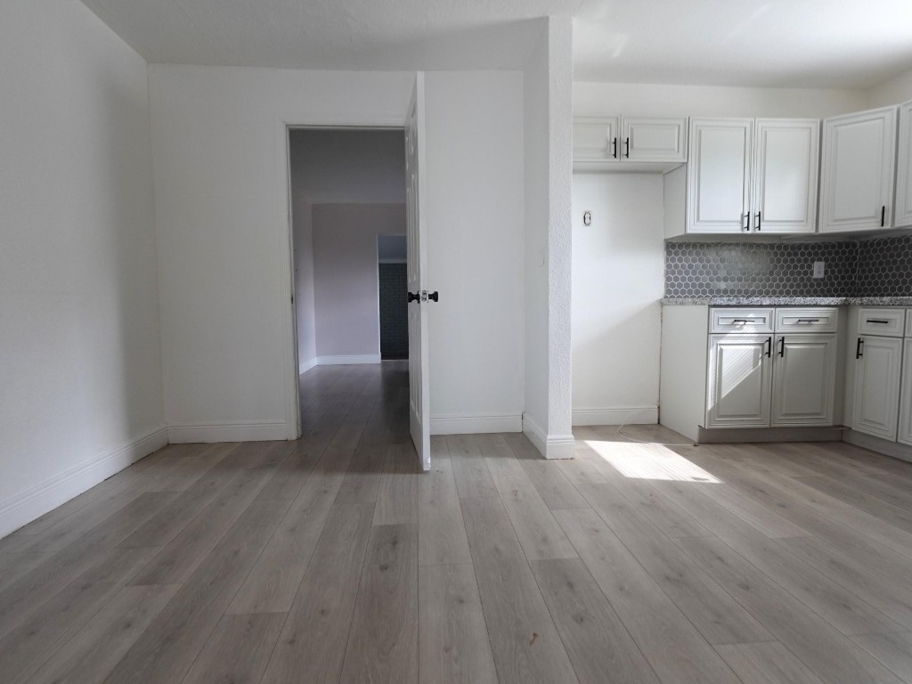 LAUDERDALE LAKES WEST GAT - Residential