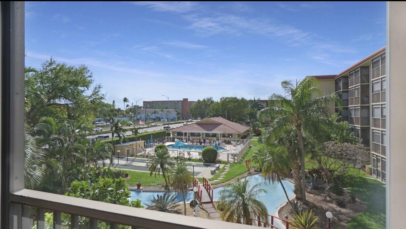 GARDEN-AIRE VILLAGE CONDO - Residential