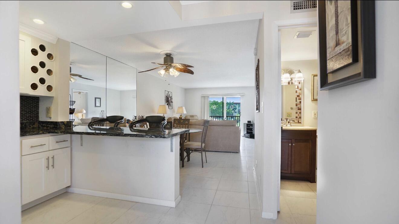 GARDEN-AIRE VILLAGE CONDO - Residential