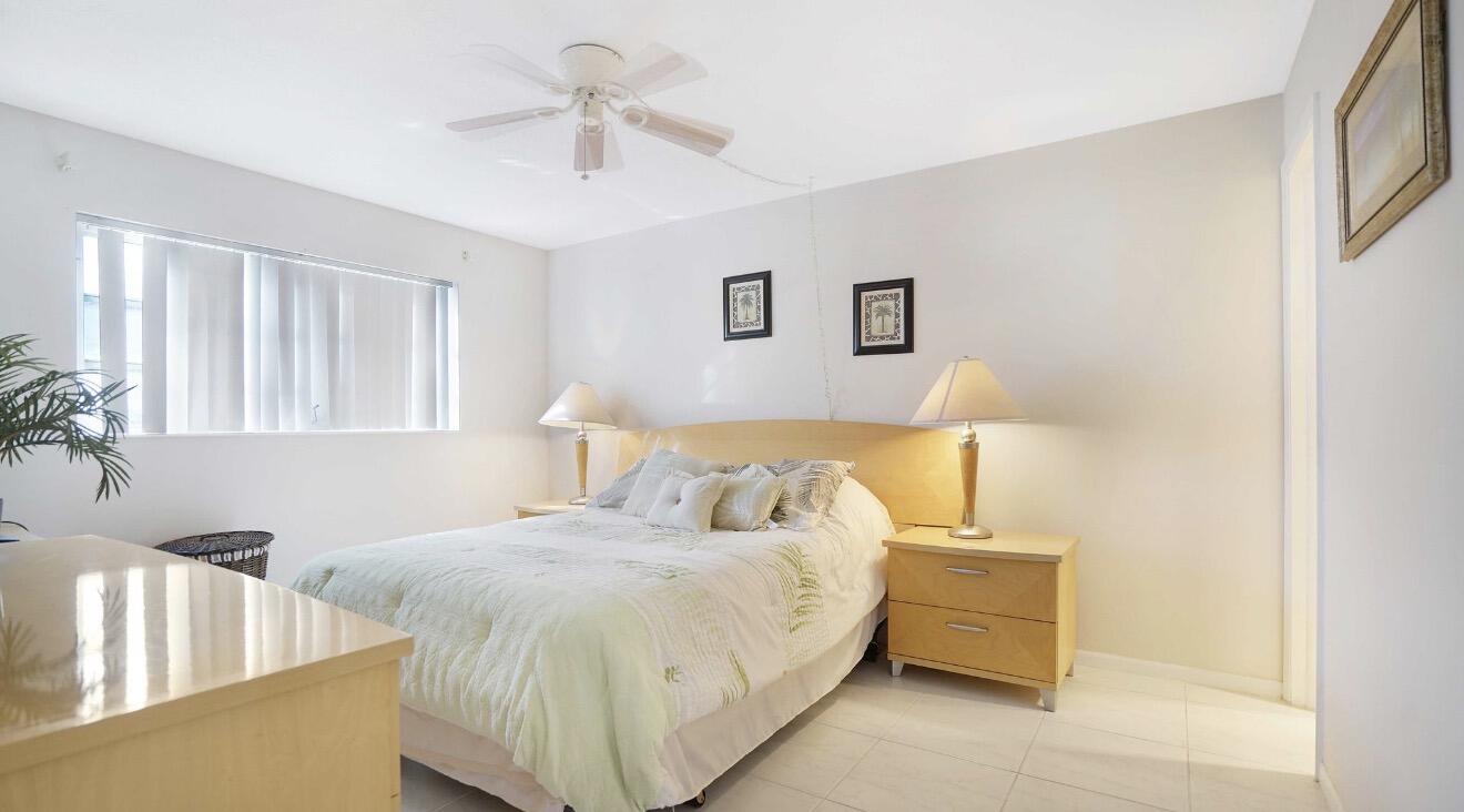 GARDEN-AIRE VILLAGE CONDO - Residential