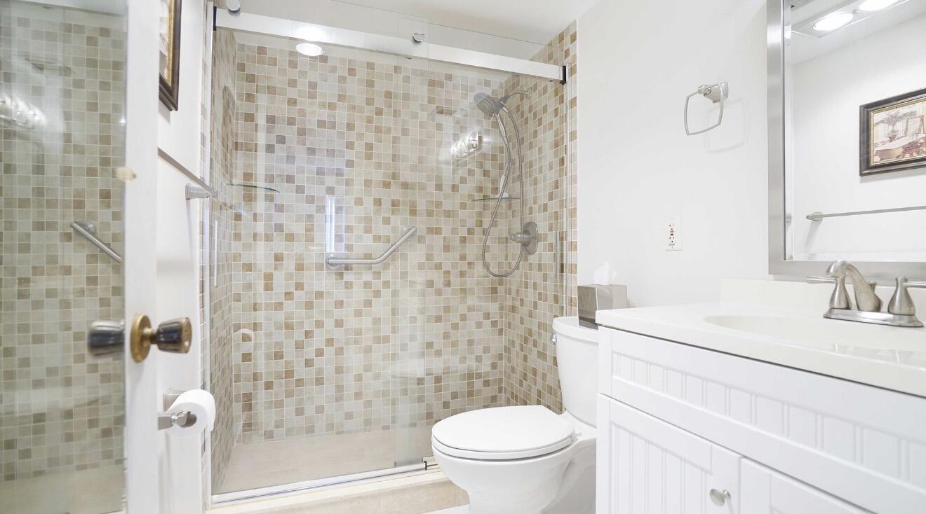 GARDEN-AIRE VILLAGE CONDO - Residential