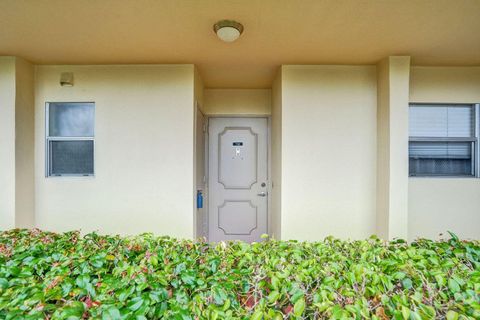 Photo of 3590 Via #114, Lake Worth, FL 33467 (MLS # B26014317)