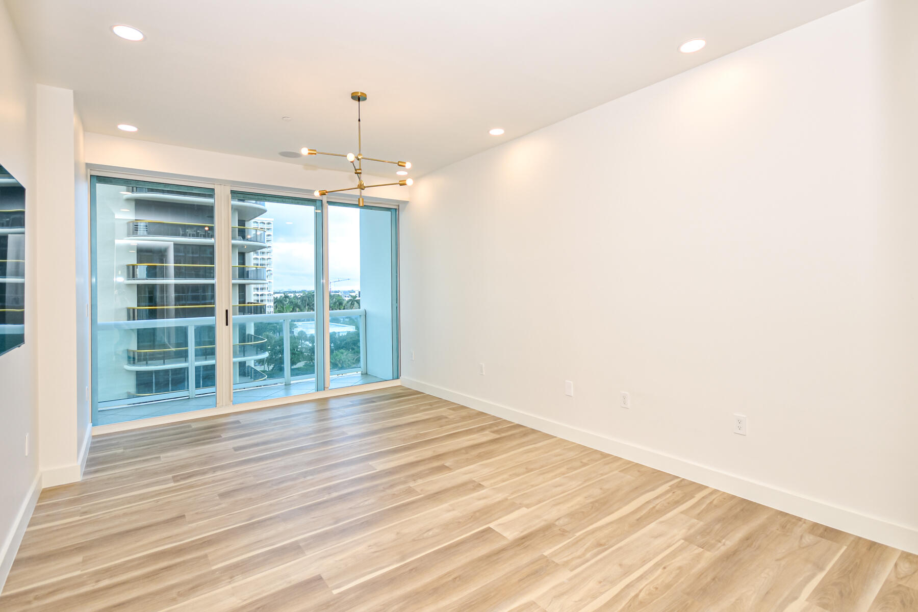 THE PALACE AT BAL HARBOUR CONDO - Residential
