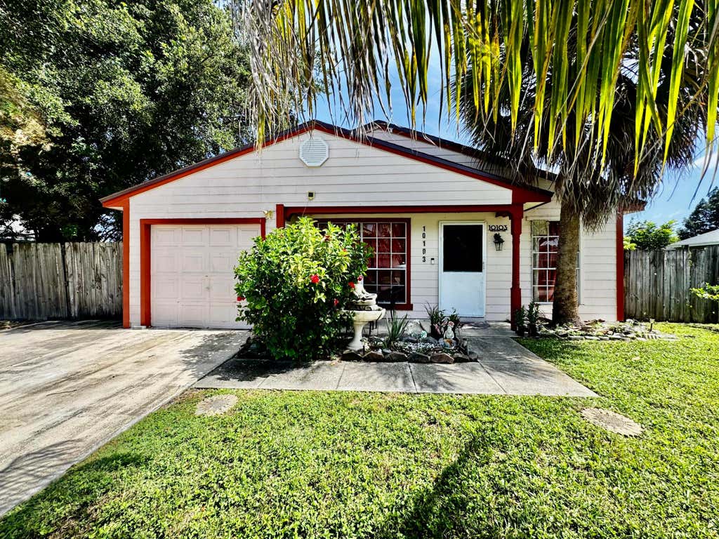 Photo of 10103 PINAFORE Lane, Royal Palm Beach, FL 33411 (MLS # B26052037)