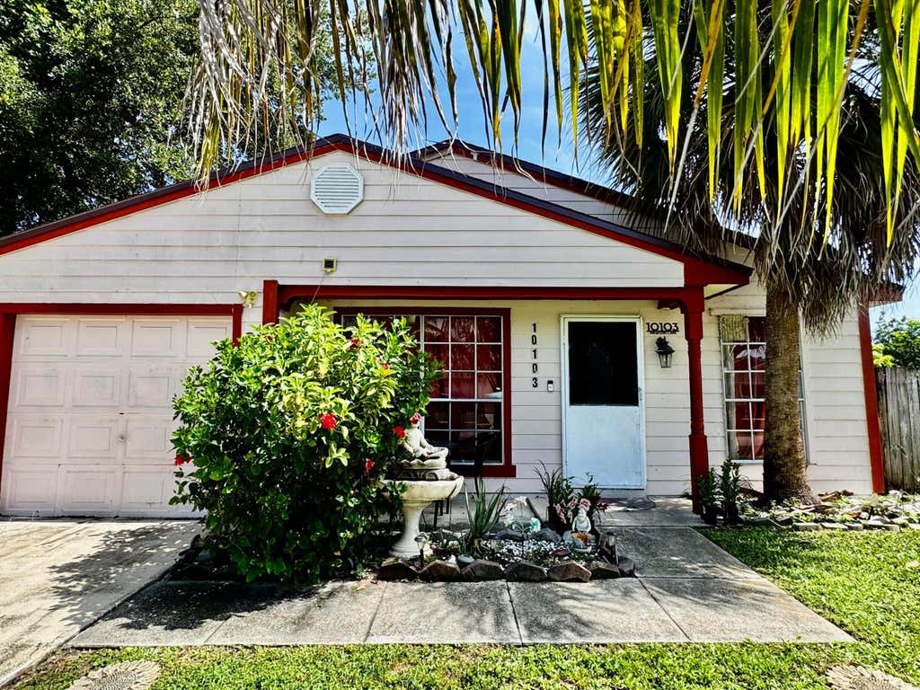 Photo of 10103 PINAFORE Lane, Royal Palm Beach, FL 33411 (MLS # B26052037)