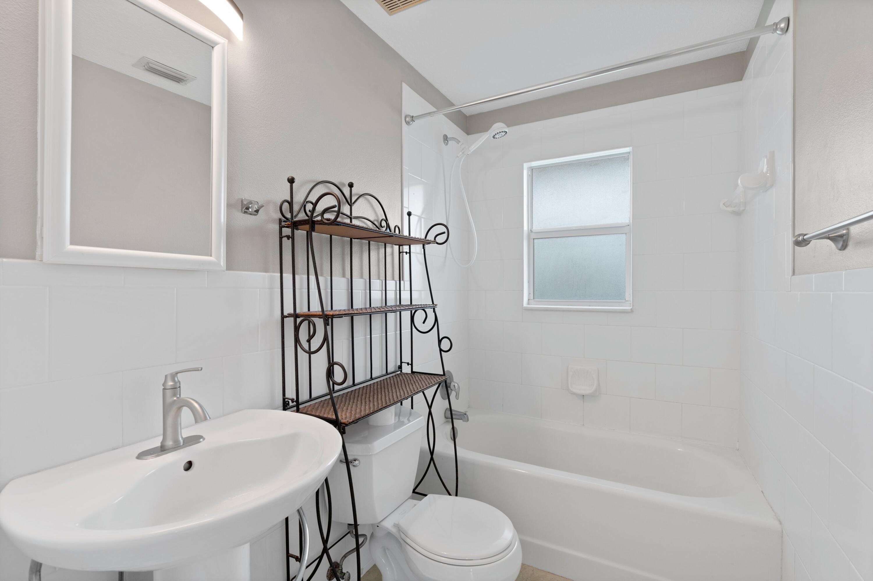 REGENCY MANOR CONDO - Residential Lease