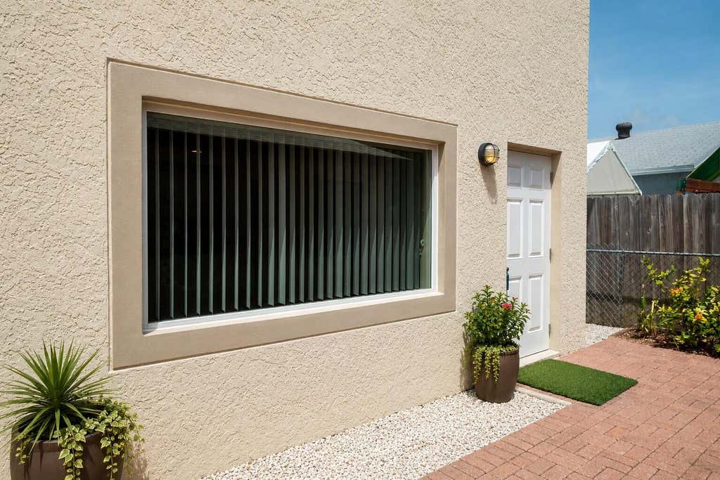 Photo of 6410 N DIXIE Highway, Boca Raton, FL 33487 (MLS # B26062827)