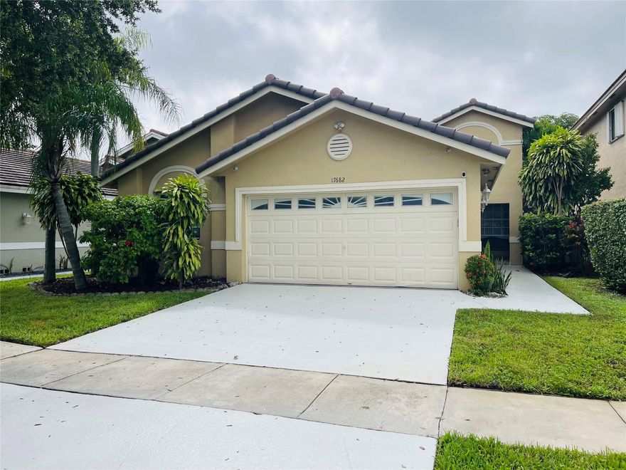 Located in the heart of West Pembroke Pines, this beautifully updated home boasts 4 bedrooms, 2 bathrooms and  eat-in kitchen features new stainless appliances . The roof is approximately 2 years and is still under warranty. A screen patio provides an ideal setting for hosting summer barbeques. With its prime location, residents enjoy easy access to major highways, excellent schools, and shopping center.