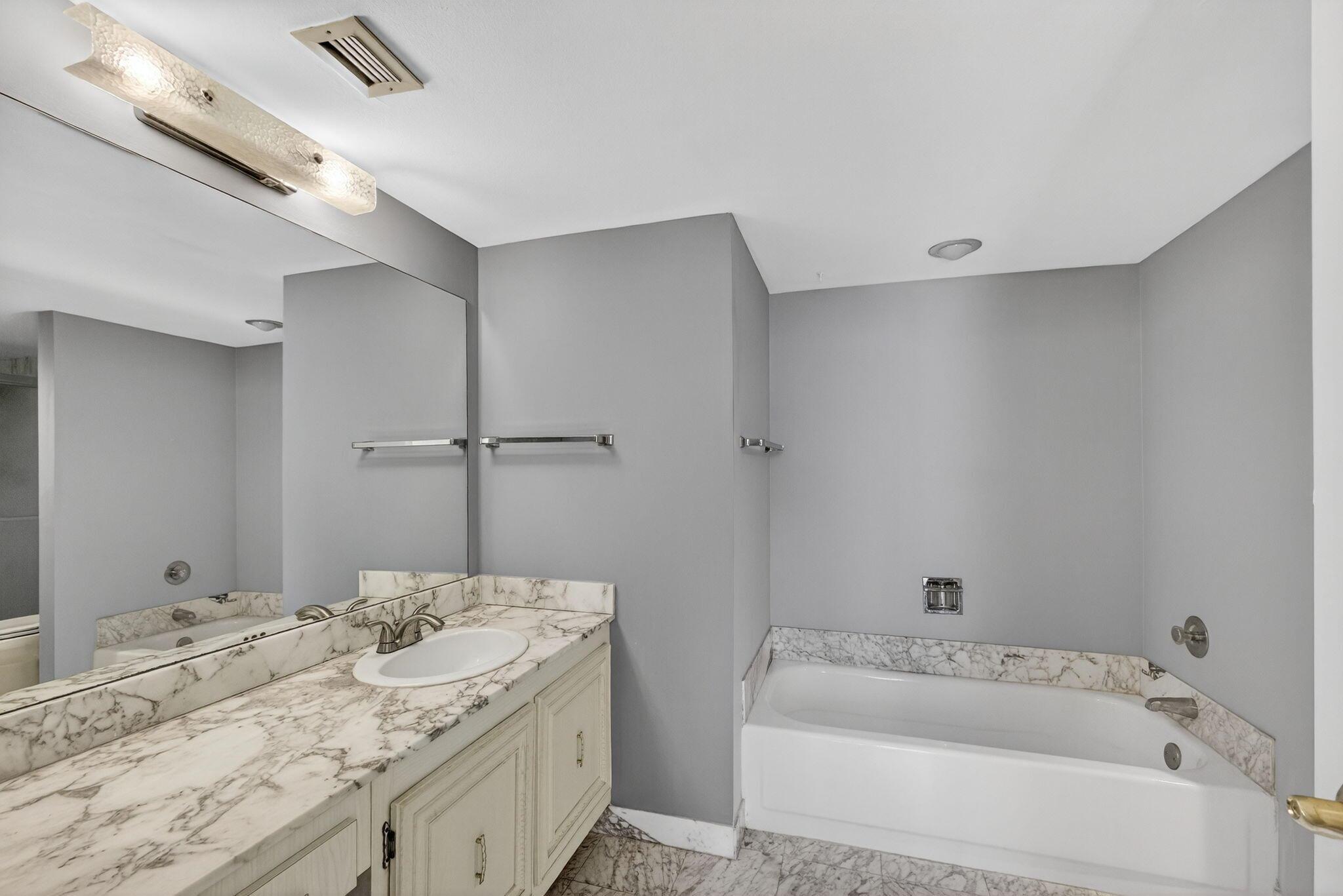 OCEANTREE - Residential