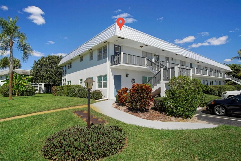 Photo of 2929 SE Ocean Boulevard SE #14010, Stuart, FL 34996 (MLS # R10748328)
