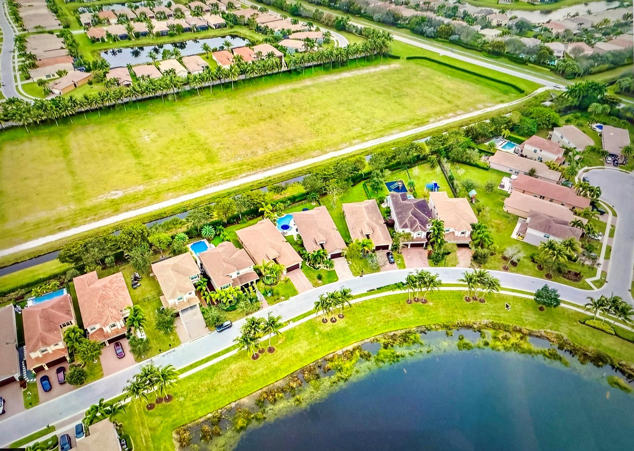 TRAILS AT CANYON - Residential