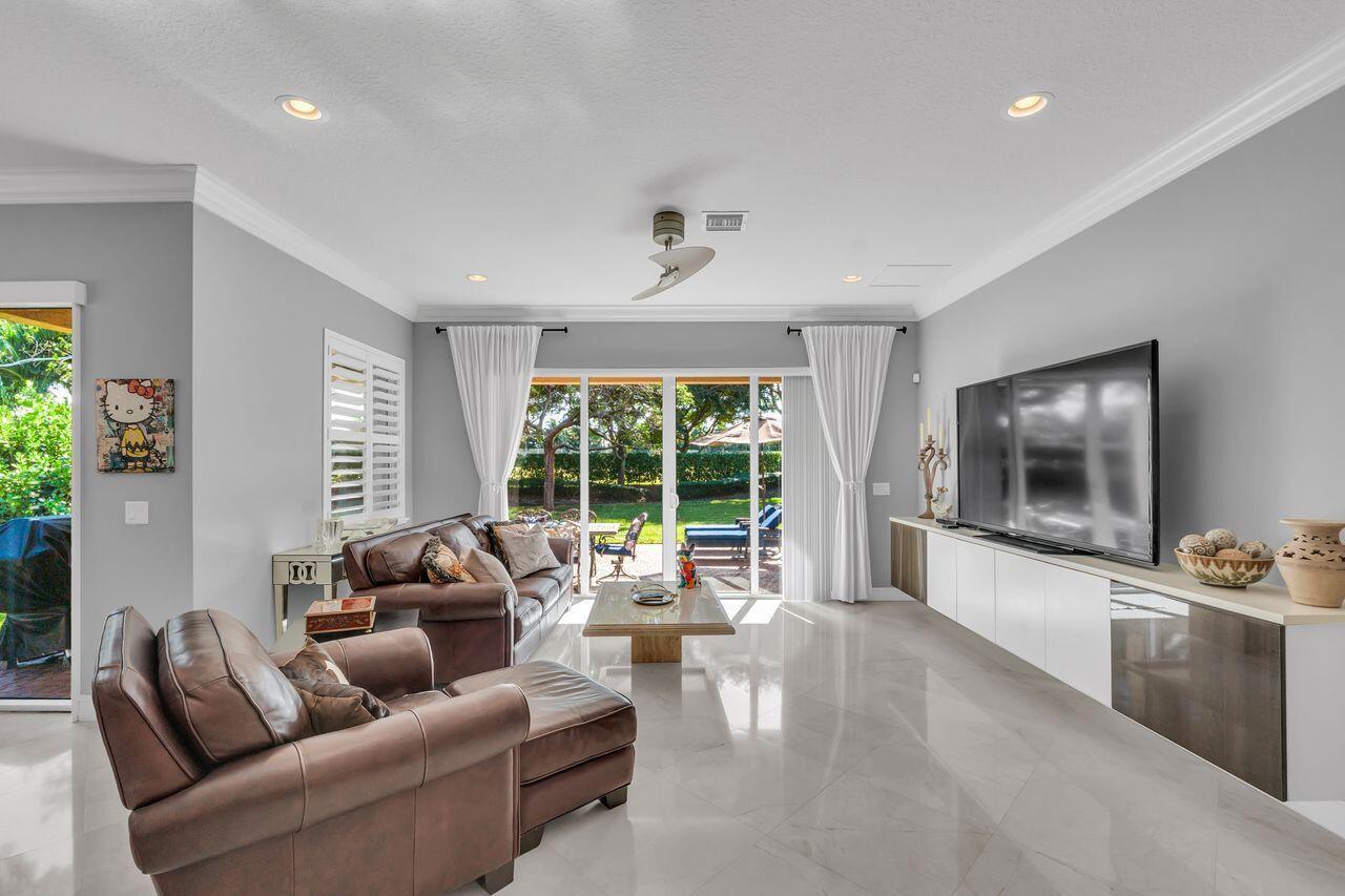 TRAILS AT CANYON - Residential