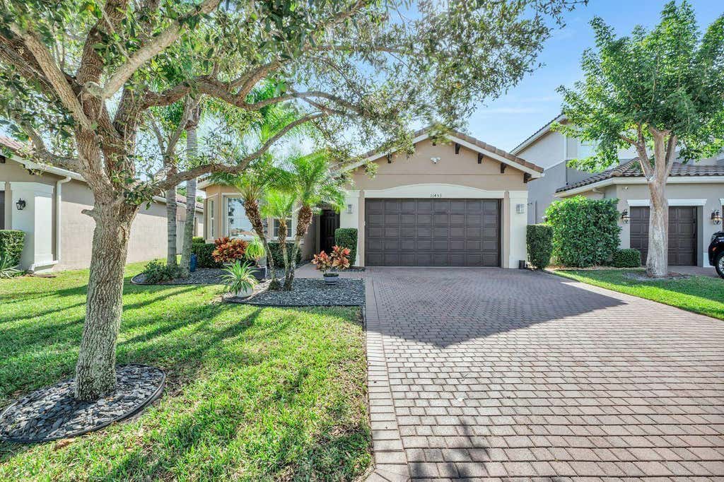 Photo of 11453 Mantova Bay Circle, Boynton Beach, FL 33473 (MLS # R11139832)