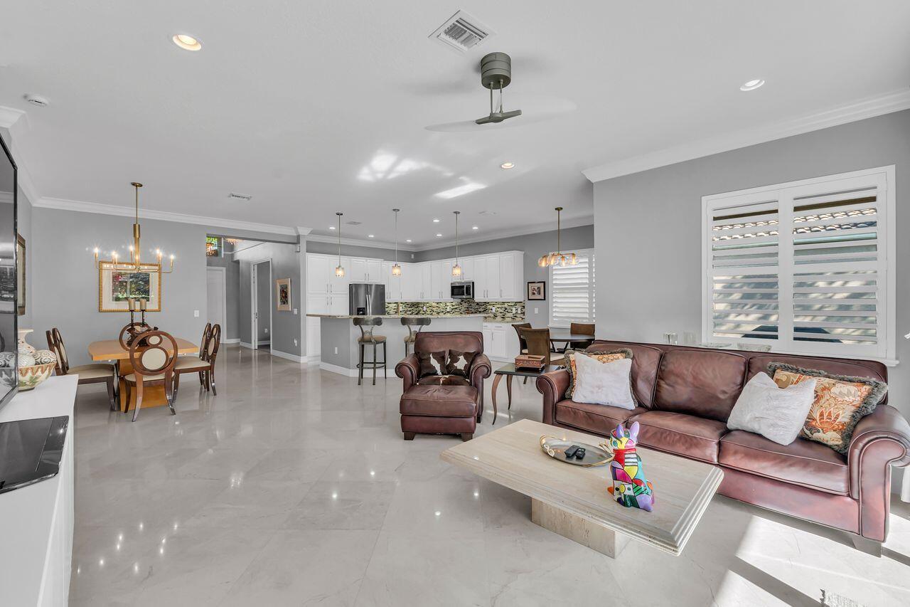 TRAILS AT CANYON - Residential