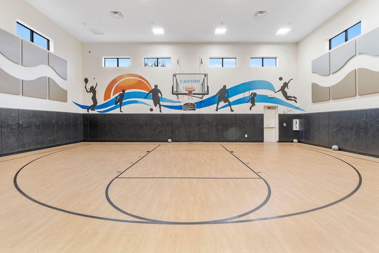 TRAILS AT CANYON - Residential