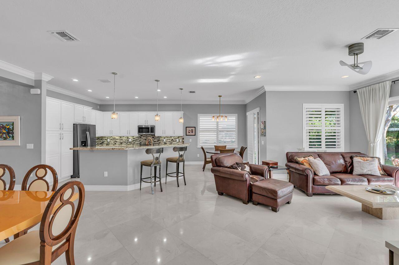 TRAILS AT CANYON - Residential