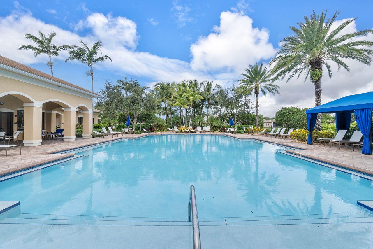 TRAILS AT CANYON - Residential