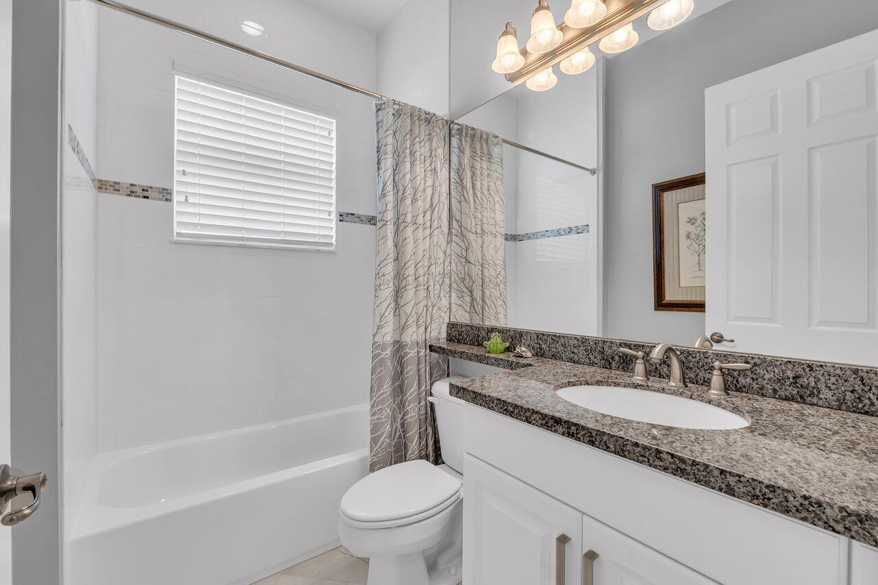 TRAILS AT CANYON - Residential