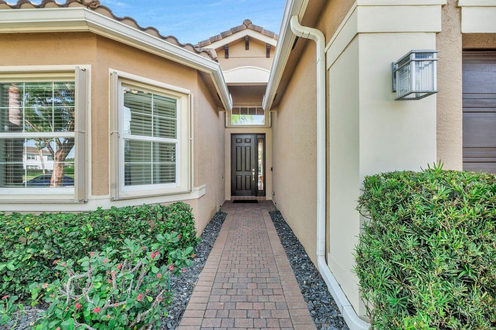 Photo of 11453 Mantova Bay Circle, Boynton Beach, FL 33473 (MLS # R11139832)
