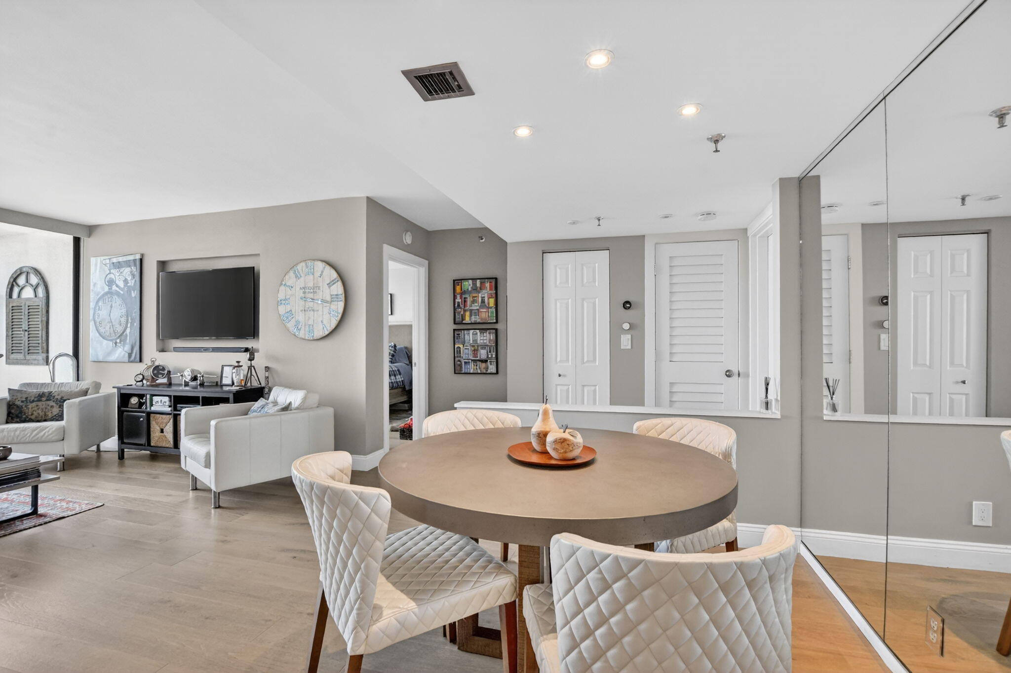Willow Wood Midrise - Residential