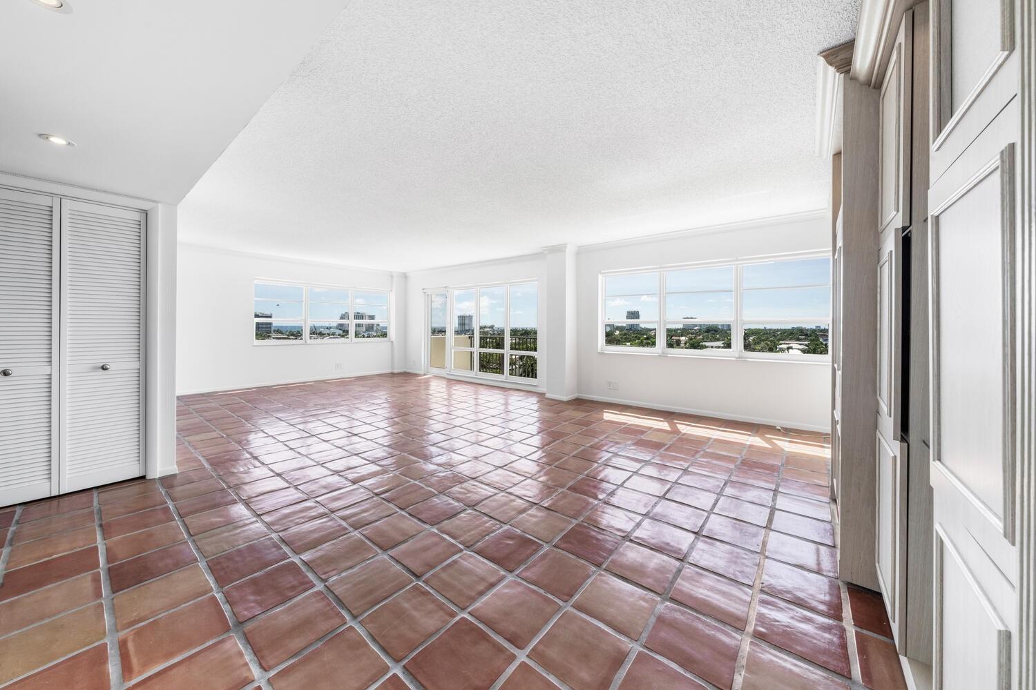 340 Sunset Dr 911