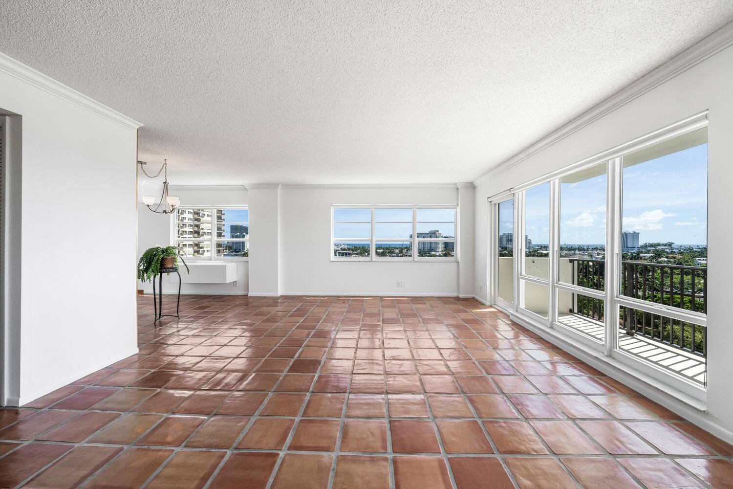 340 Sunset Dr 911