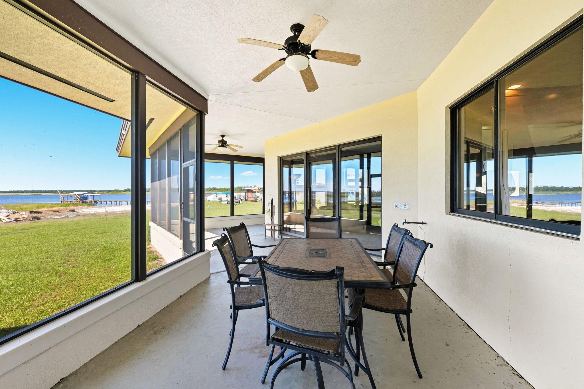 BREEZY POINT - Residential