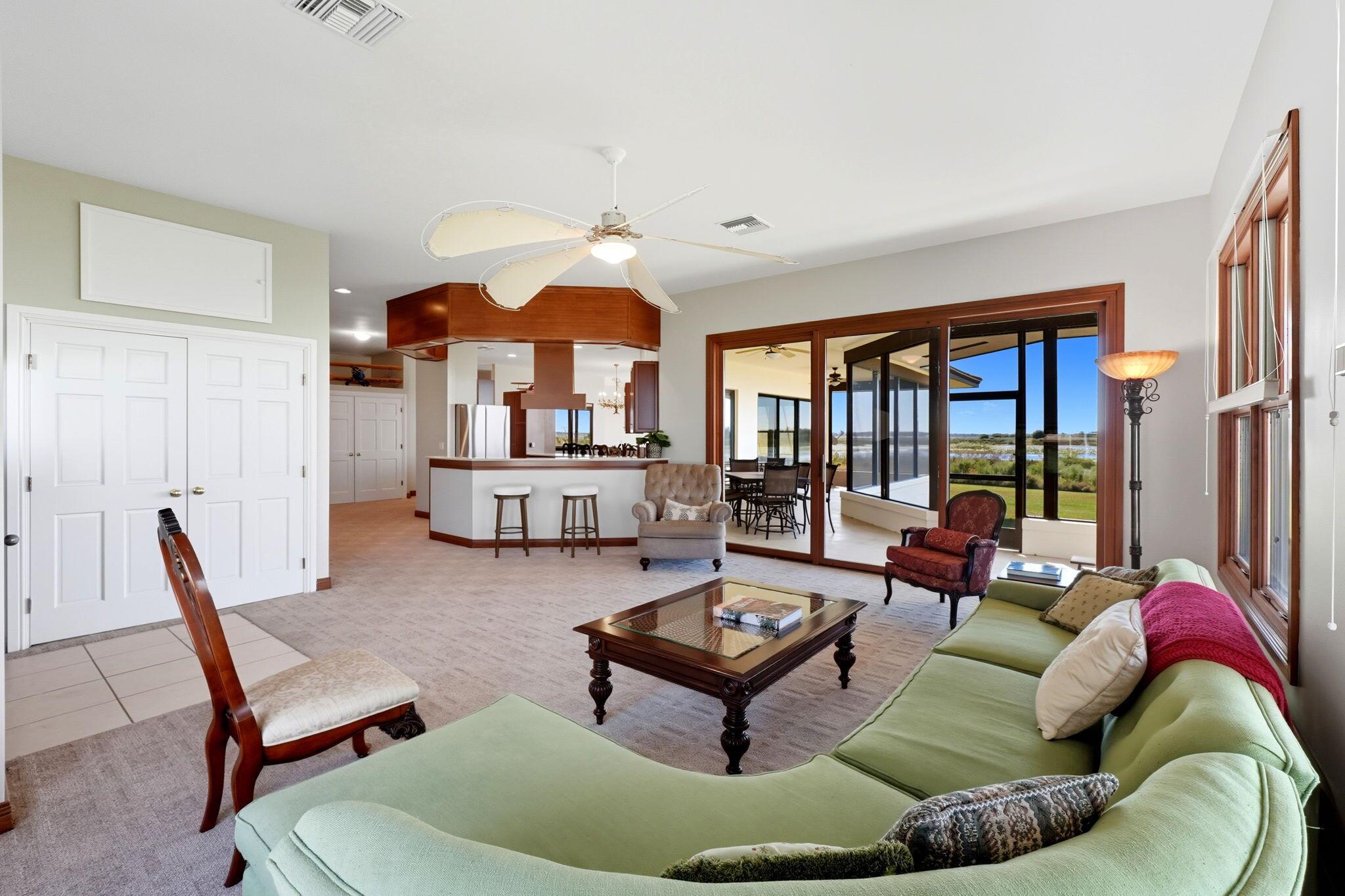 BREEZY POINT - Residential