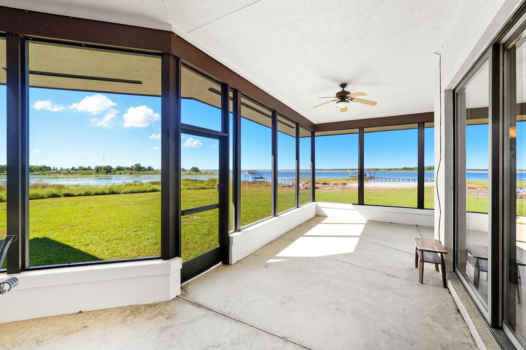 BREEZY POINT - Residential