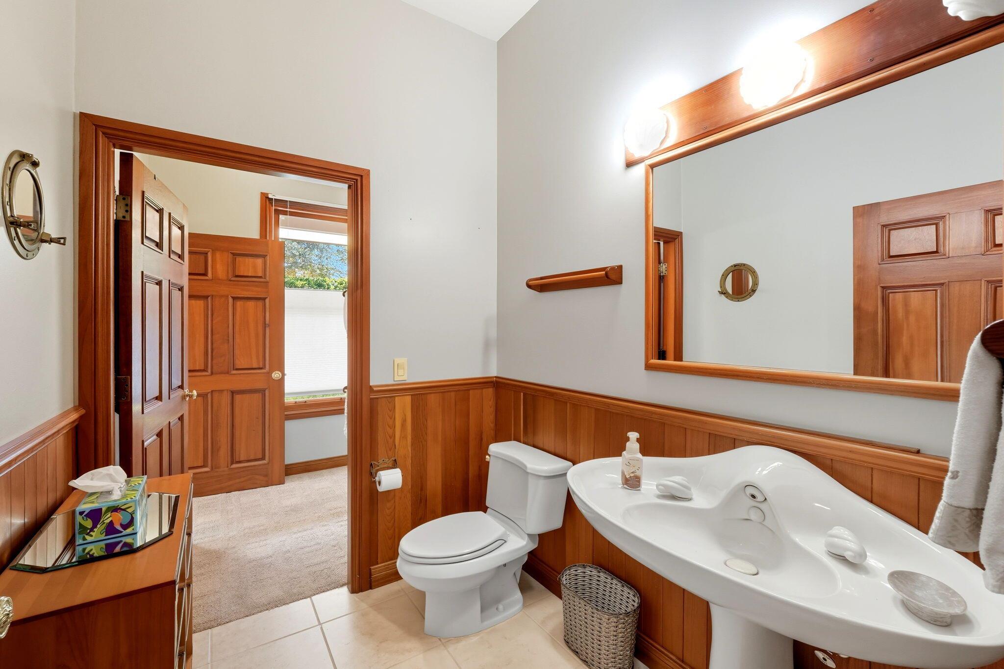 BREEZY POINT - Residential