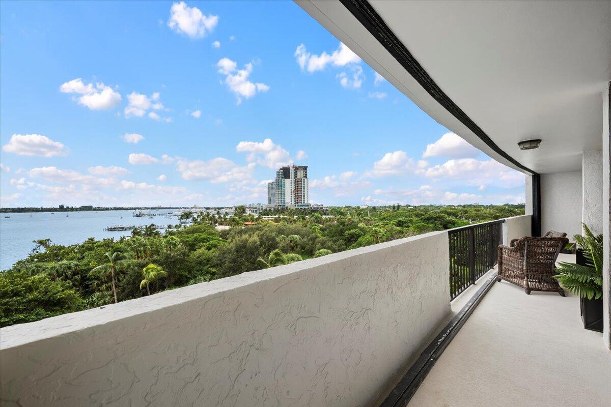 PLACIDO MAR CONDO - Residential