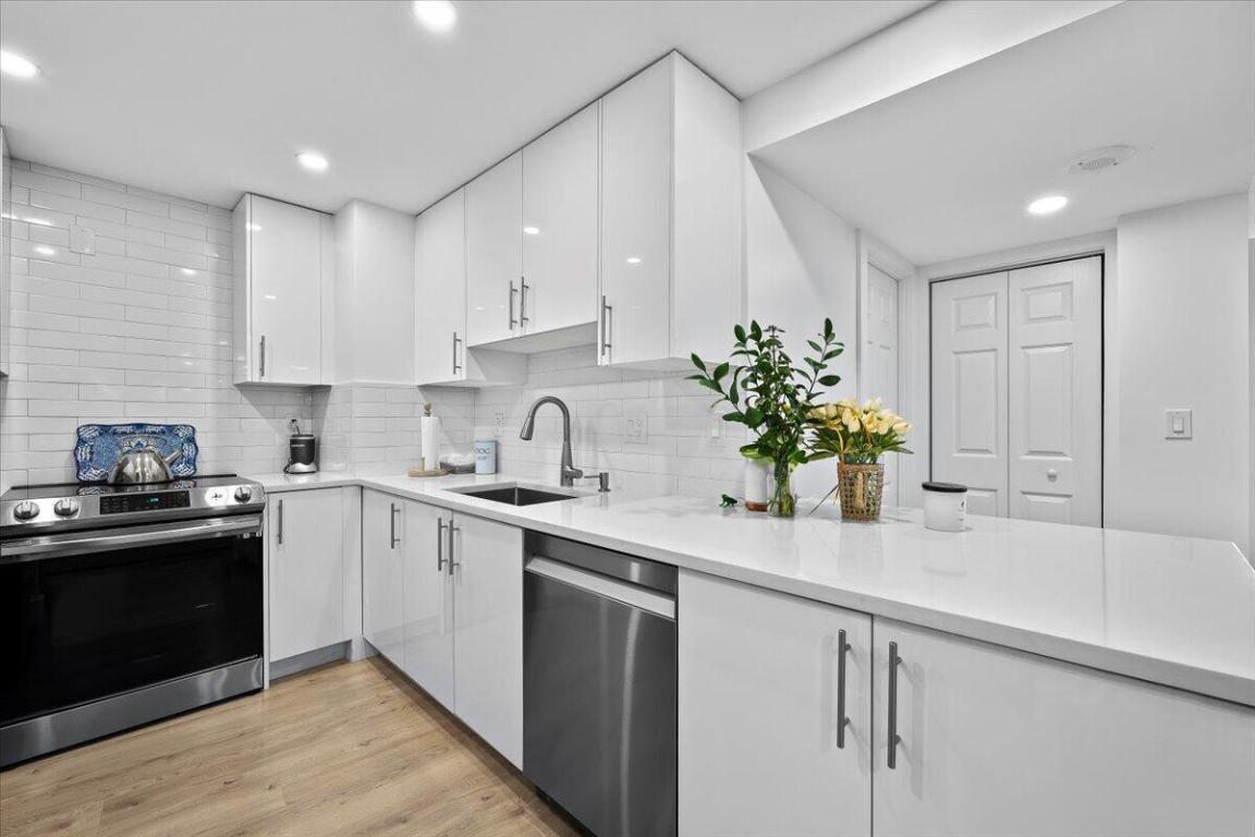 5200 N Flagler Drive 705