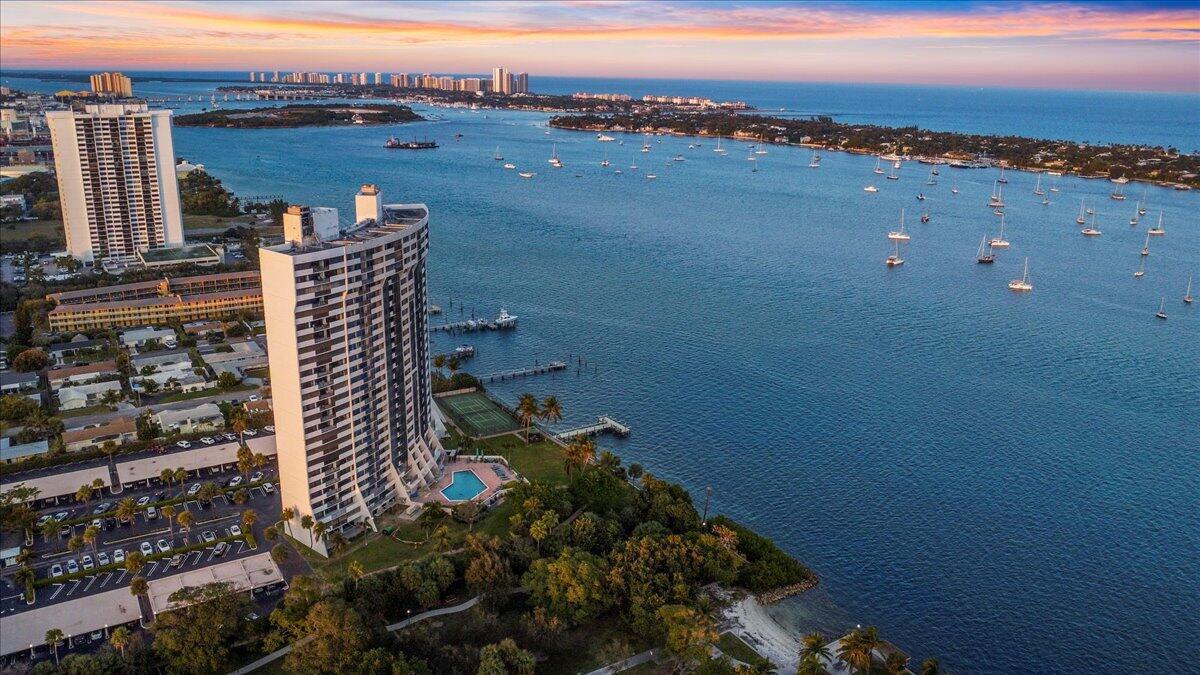 PLACIDO MAR CONDO - Residential