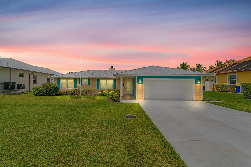 Photo of 522 SW Pine Tree Lane, Palm City, FL 34990 (MLS # R10967938)